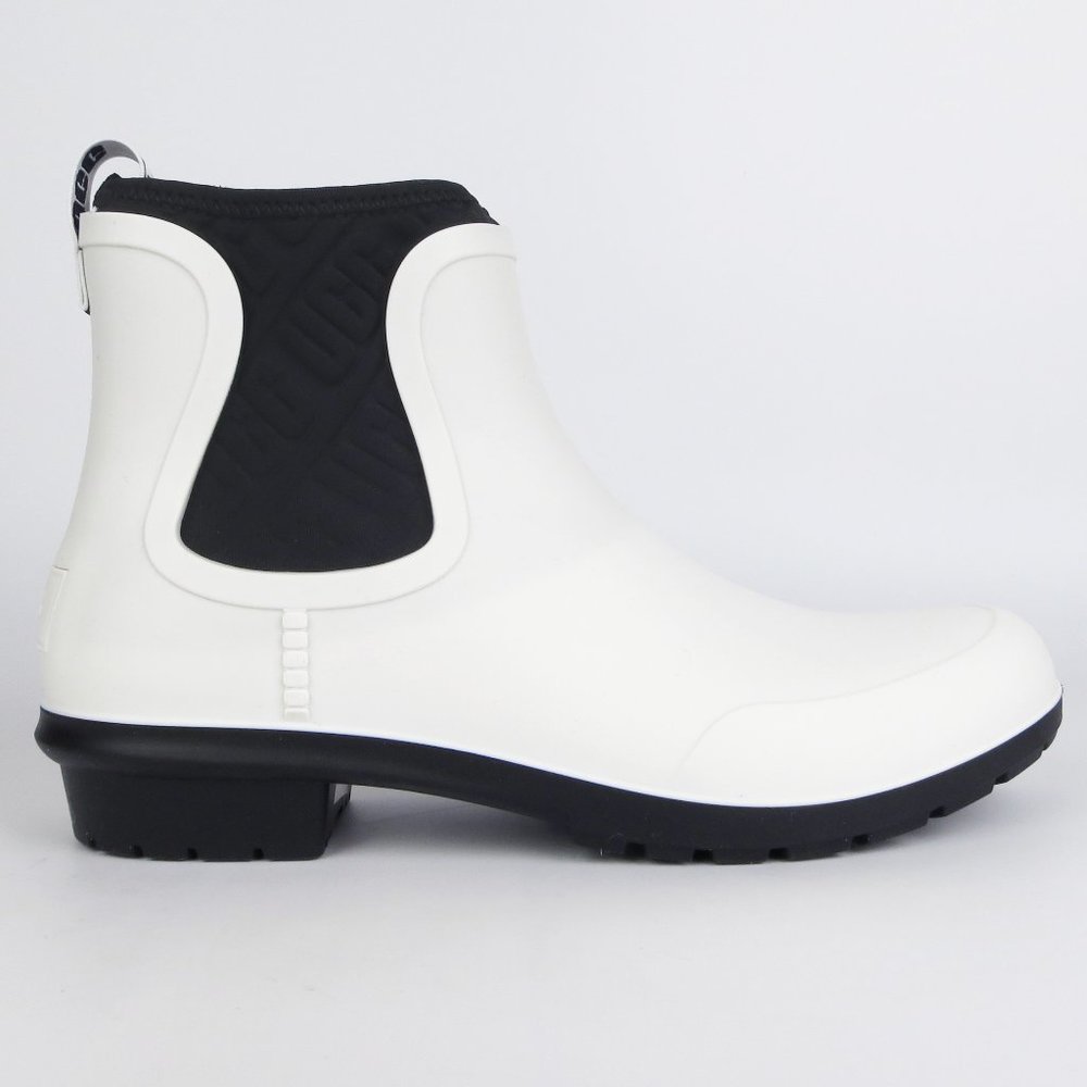 UGG Chevonne Rain Boots Fur Insole Black White NEW
